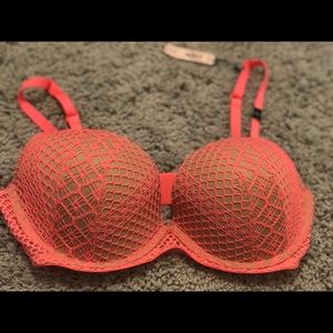 Victoria Secret Bra- tan bra with pink net